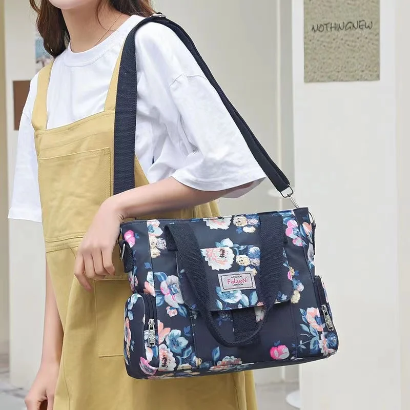Women's Bag New Large Capacity Middle and Old Age Crossbody Bag Fashion Shoulder Handbag Multi Layer Waterproof Casual Mommy Bag