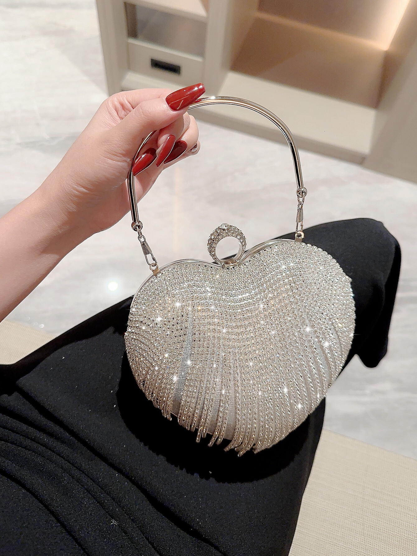 Women's Fashion Rhie Tassel Heart Shaped Handbags Evening Party Prom Dress Bags