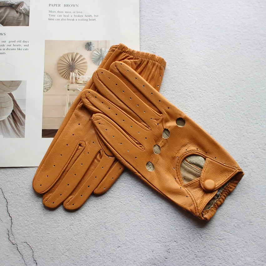 100% genuine leather driving gloves for women single-layer thin fashionable hollow breathable short spring and summer driving gloves 241106