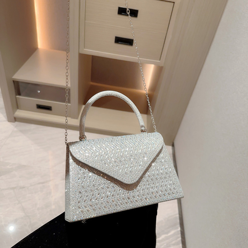 New Fashion Elegant Women Pleated Envelope Evening Handbag Luxury Crystal Diamond Party Wedding Purse Chain Shoulder Clutch Bags