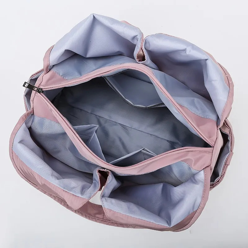 Womens Fitness Bag Sports Swimming Large Yoga Fitness Training Bag Weekend Luggage Shoulders Bolsas Womens Travel Handbag 241106