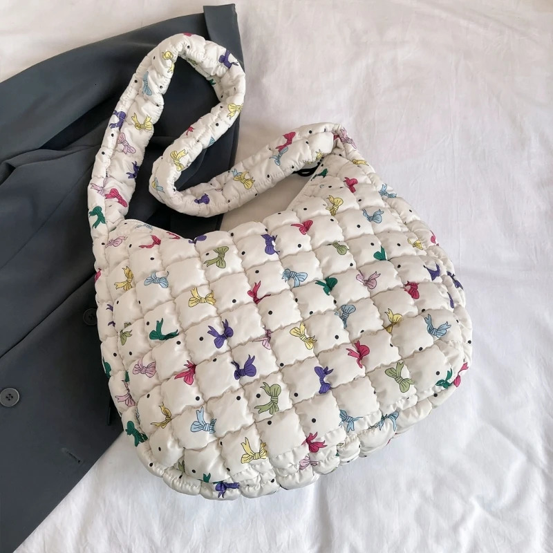 Womens large capacity cross shaped bag bedding shoulder bag fashion puff bag trend cloud bag 241106