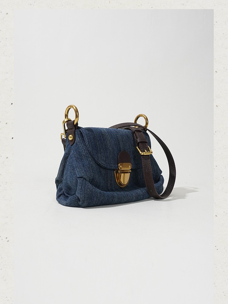 High Quality Denim Medium Antique Underarm Bag Women High Quality Small Pleated Lock Buckle Single Shoulder Channels Handbags