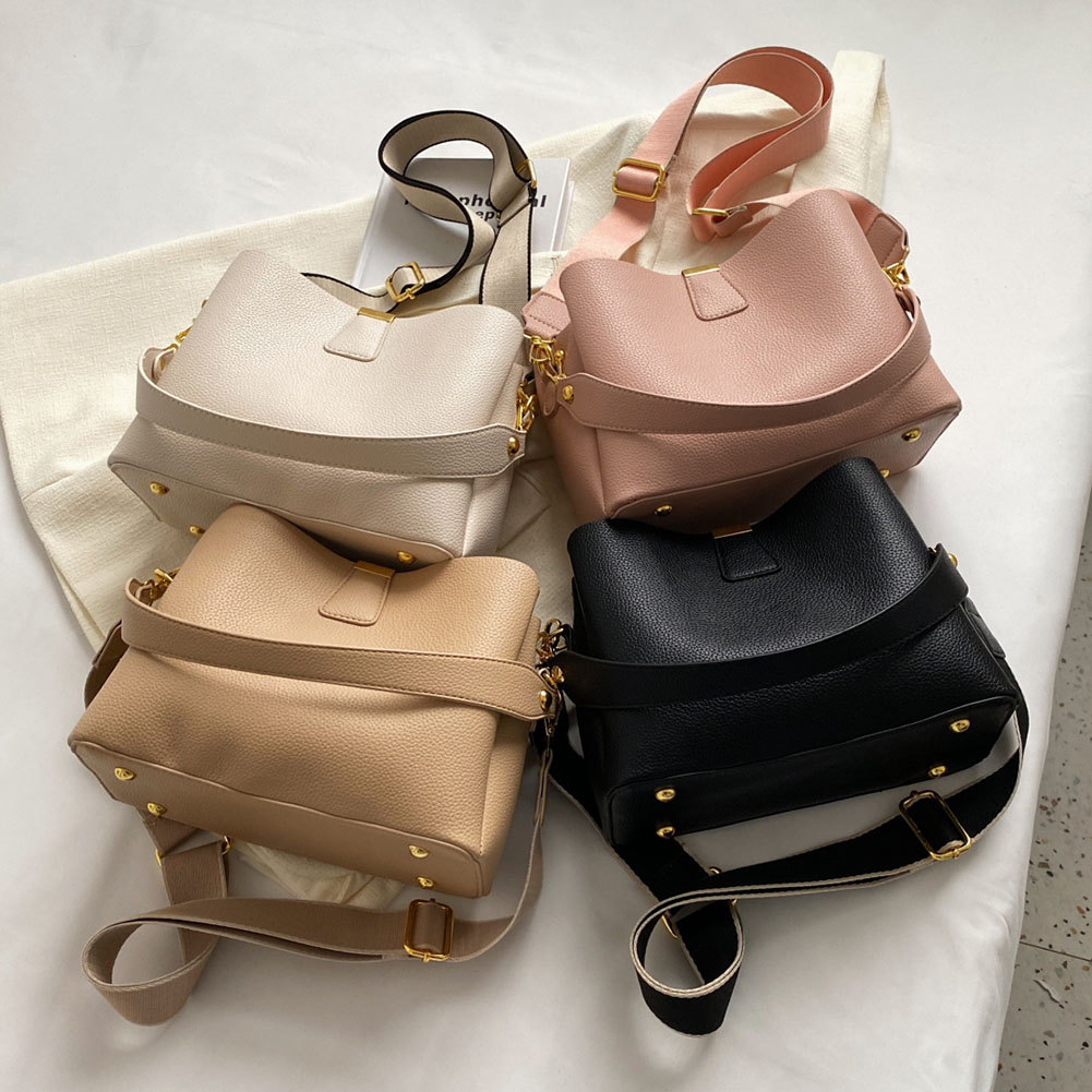 Women Luxury Shoulder Bag Large Capacity Bucket Satchel Bag Adjustable Strap Simple Underarm Bag Ladies Outdoor Bag