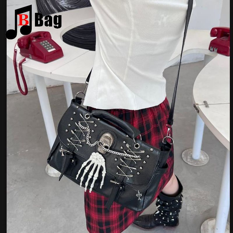 Gothic Lolita JK Harajuku Women Girl Punk One Shoulder Bags Handbag Y2K Rivet Chain Handheld High-end Skull Crossbody Bags Tote