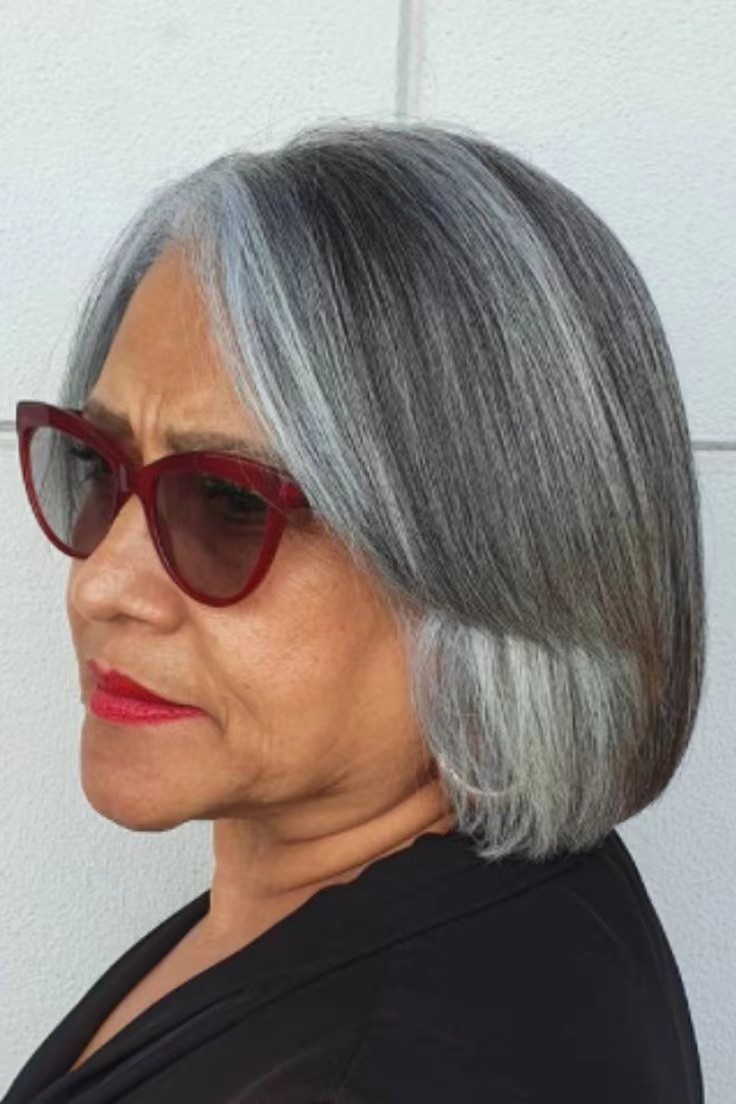 Gray Bob Lace front Wigs With Layered Swoop Bang ,raw virgin human Salt And Pepper Grey Wig for Women, Pixie Cut Glueless pixie cuts gray closure fron