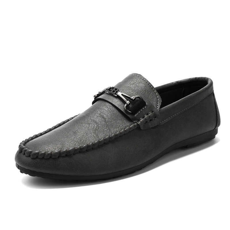 CMM Mens Shoes New Summer Lazy Shoes Mens Driving Loafer Chao Shoes Versatile Mens Casual Shoes Korean Version Shoes Men