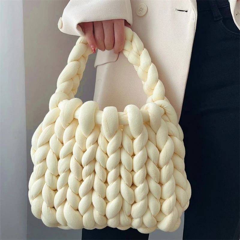 Home>Products>Braided Rope>Handmade Acrylic Chain Womens Underwear Bag 241106