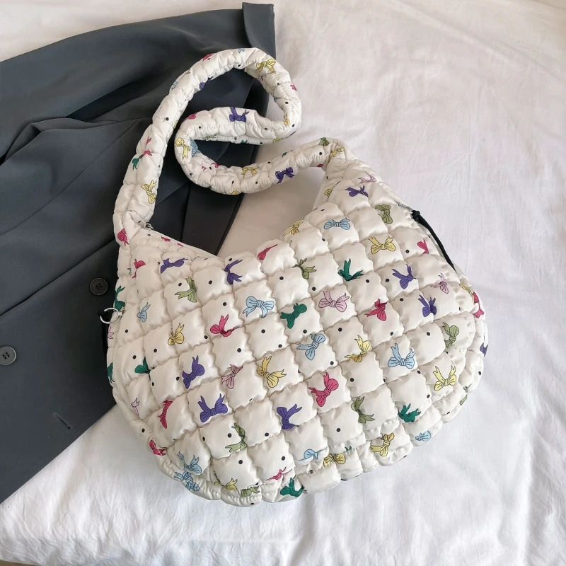 Womens large capacity cross shaped bag bedding shoulder bag fashion puff bag trend cloud bag 241106
