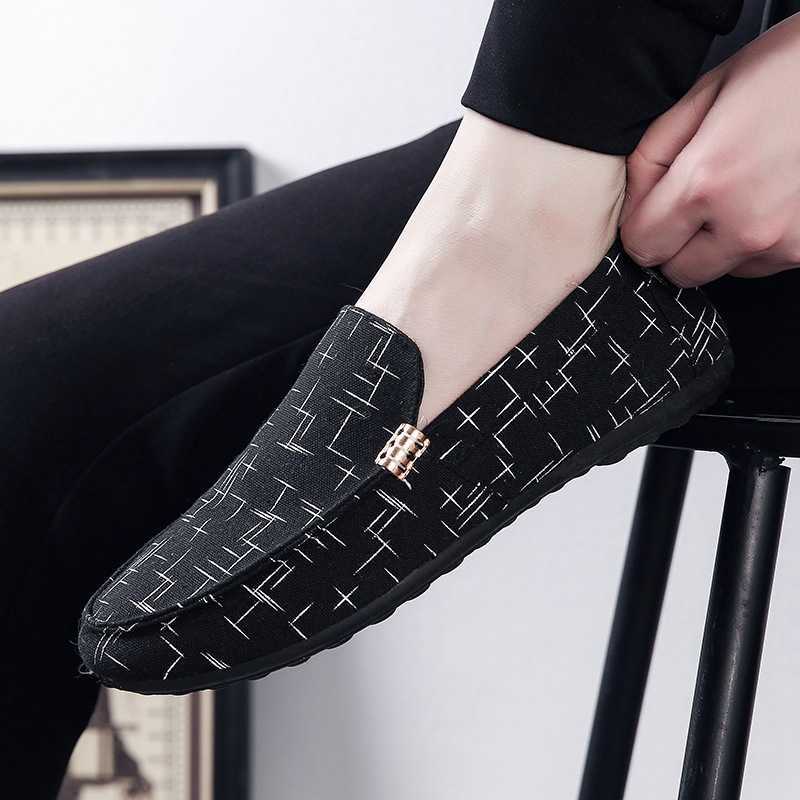 Doudou Shoes Men Slip Lazy Mens Shoes Korean Fashion Shoes Mens Casual Shoes Youth Kwai Red Mens Doudou Shoes