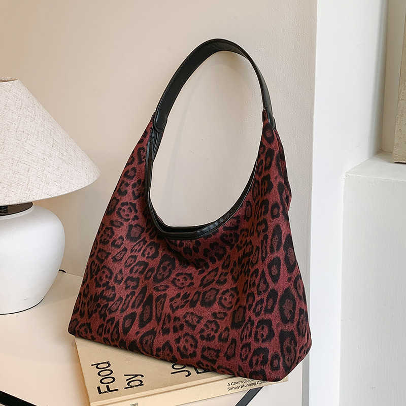 Korean Version Leopard Print Tote Bag For Women 2024 New Fashionable And Versatile Shoulder Simple And Large Capacity Handbag 241108