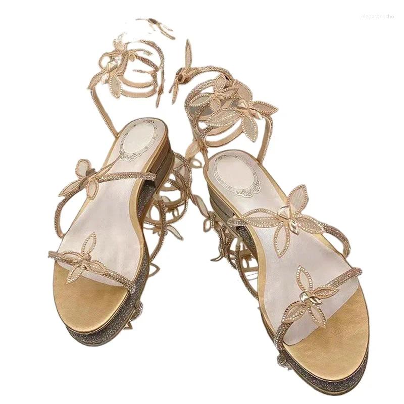 2025 S Fashion Designer Sandals Mesh Butterfly Decor Crystal Flat Woman Sandal Sweet Green Ankle Strap Party Dress Shoe Real Leather Beach Holiday