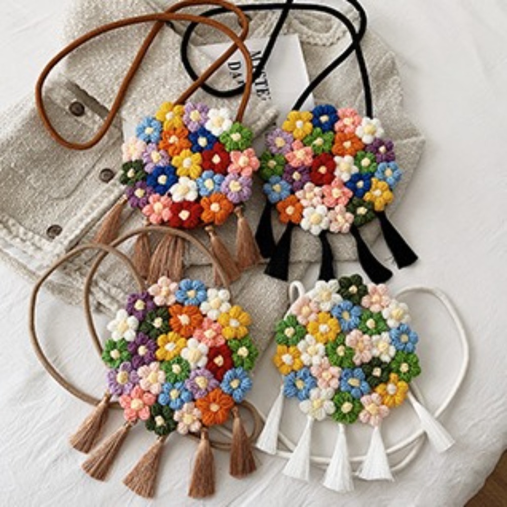 Floral Crochet Shoulder Bag Rural Style with Tassel Bohemian Rattan Beach Bag Cotton and Linen Knitted
