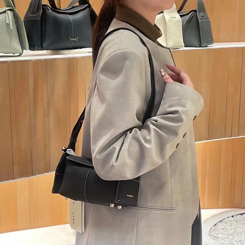 Original Brand Design Women Shoulder Bags New Adjustable Shoulder Bag Casual Style Classic Women Crossbody Bags Baguette Bag