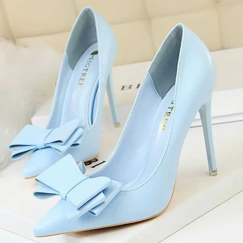 Plus Size 34-43 Women Fetish 7.5cm 10.5cm High H Leather Pumps Lady Red Blue Knots Wedding Middle Low H Shoes Y250319