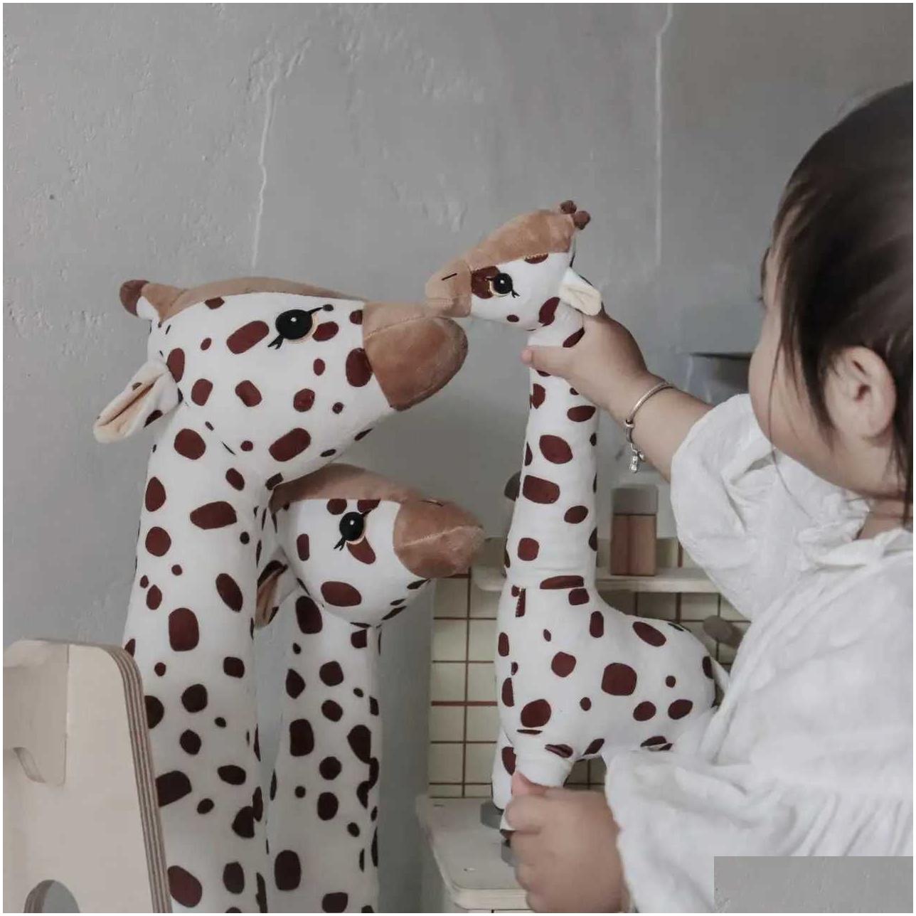 Dolls Brown Giraffe Doll Baby Sleeping Companion Comfort Gift Newborn Room Decorationc241107 Drop Delivery Toys Gifts Stuffed Animals Otp4V