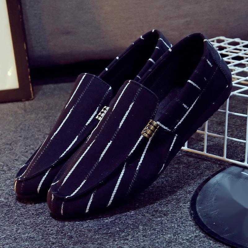 Spring and Autumn Season Mens Shoes Lazy Man Bean Shoes Mens Korean Version Old Beijing Cloth Shoes Mens Casual Shoes Student Breathable Shoes Men