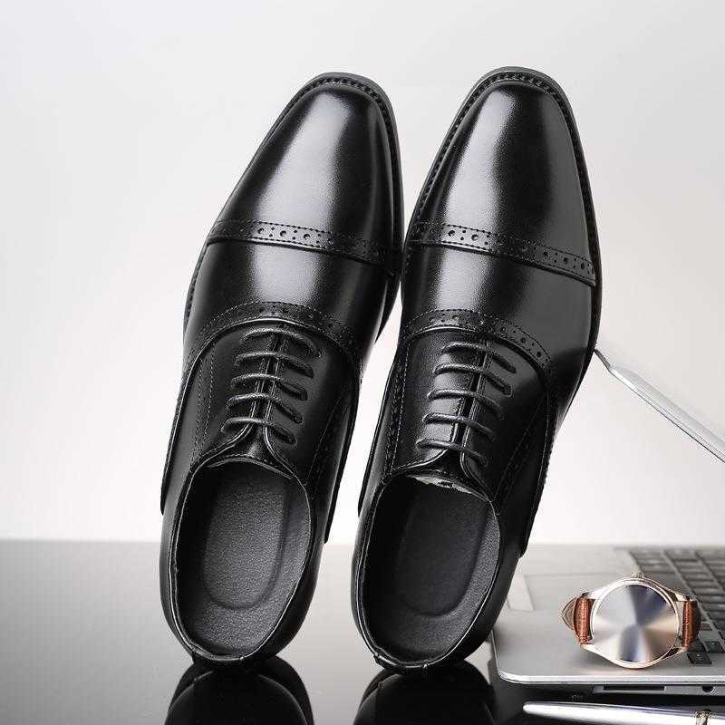New Mens Shoes for Business and Formal Wear British Shoes Fashion Gentlemens Leather Shoes Casual Lace Up Comfortable