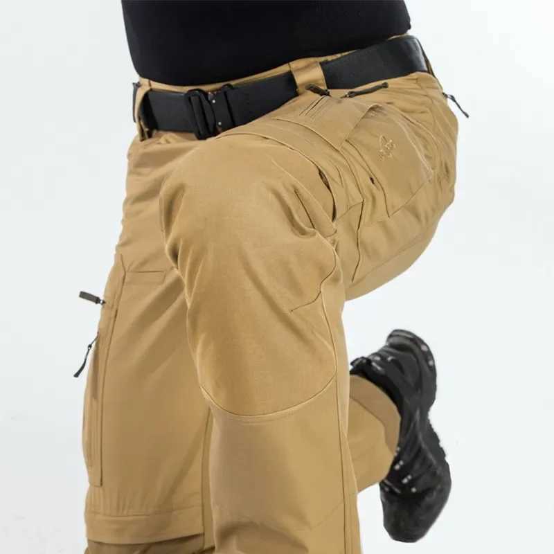 P40 Tactical Pants Mens Spring Autumn Multi-Pockets Wear Resistant Cargo Pants Outdoor Hiking Casual Loose Trousers Male Joggers LX241107
