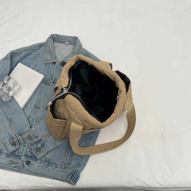 Quilted Padded Tote Bag for Women Shoulder Bag Nylon Handbag Large Handbag Down Satchel Bag Top Handle Bag Travel Bag 2024