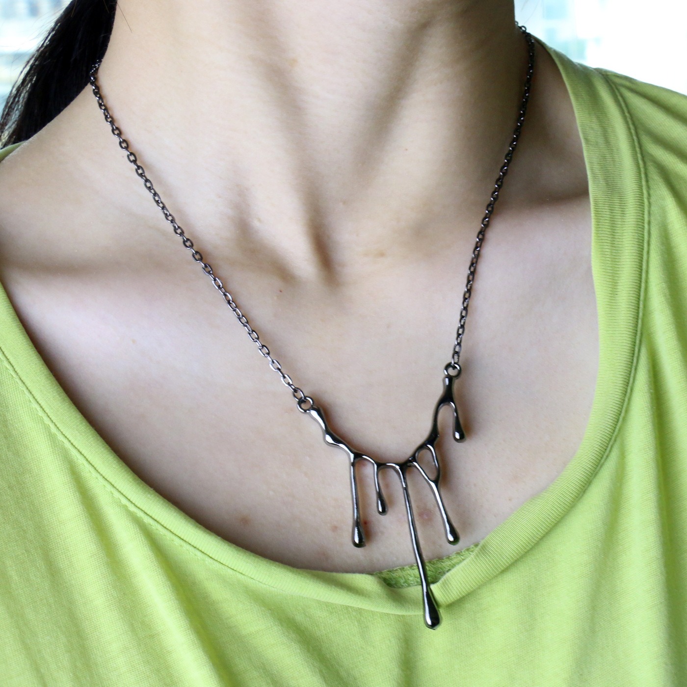 European and American Trendy Water Droplet Lava Alloy Necklace Light Luxury Niche Minimalist Metallic Texture Hip-hop Multi-color Accessories