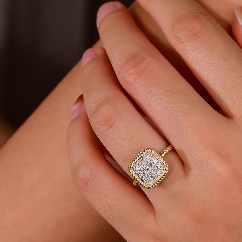 Brand Wedding Rings Sweet Cute Simple Designer Fashion Jewelry 18K Gold Fill Elegant Pave White 5A Cubic Zircon Party Eternity Women Engagement Band R