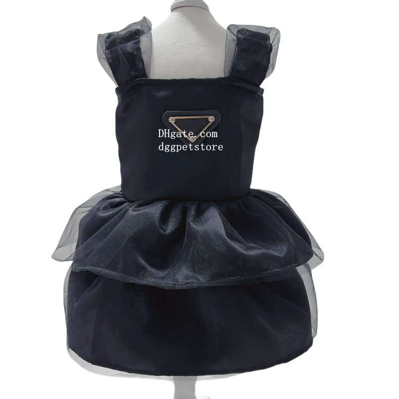 free shipping Dress Summer Apparel Girl Puppy Skirt Holiday Dog Clothes Outfit Metal Triangle Tulle Doggie Dresses for Small Dogs Cats Pet Apparel, Bl