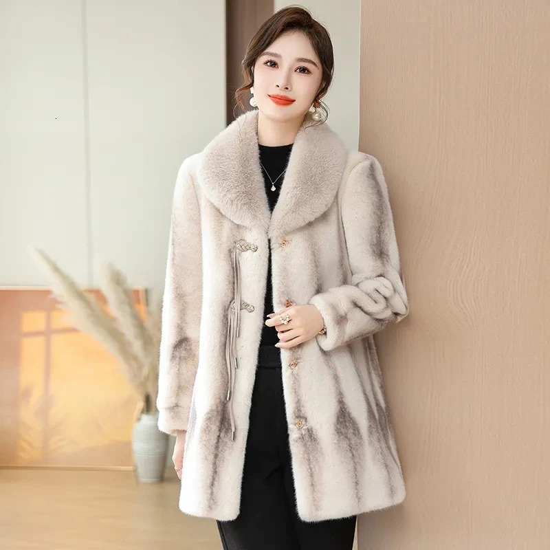 Mink coat womens winter thick warm and loose high-end fur rich womens long sleeved fur one-piece mother clothing 241107