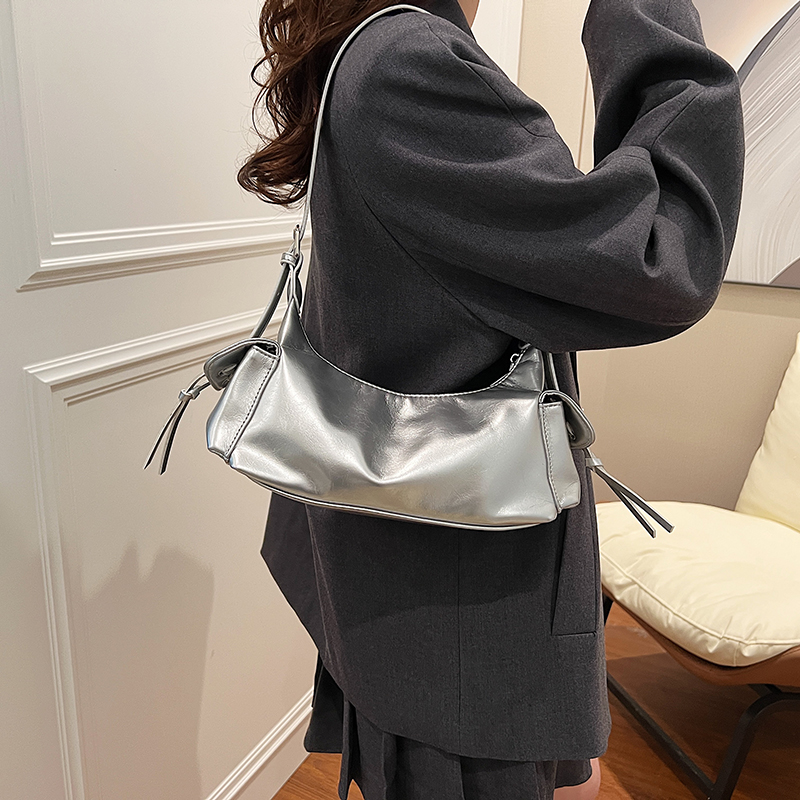 Punk Style Shoulder Bag Y2K Hobo Handbags PU Leather Clutch Purse Adjustable Strap for Women Girls