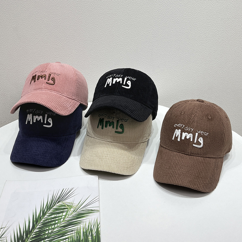 Free shipping New Designer Baseball caps hat Men Women fitted hats Luxury embroidered baseball cap Sun Hats Adjustable cap Z-7