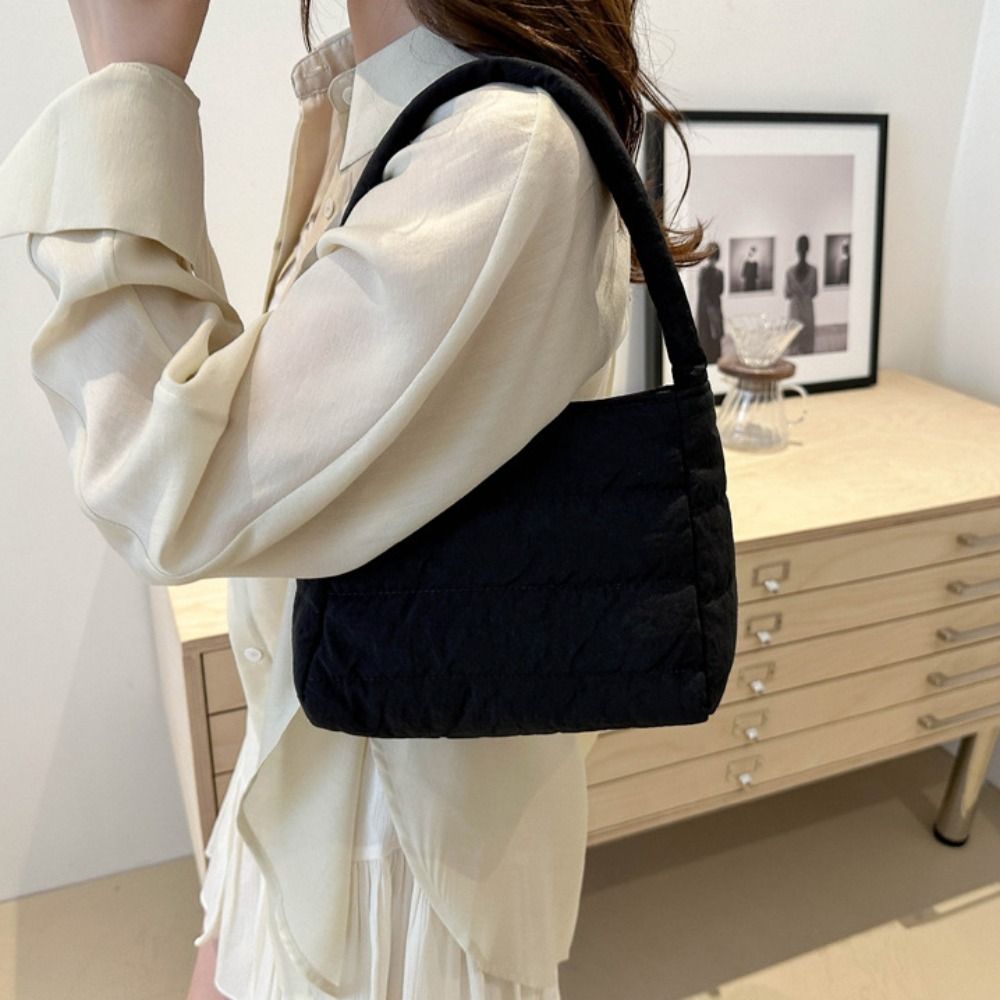 Square Quilted Padding Shoulder Bag Nylon Wide Straps Puffer Underarm Bag Lightweight Canvas Puffy Handbag School