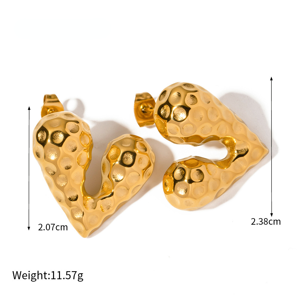 Heart Shaped Stainless Steel Earrings for Women Light Luxury High-end Feeling Temperament and Non Fading Wholesale