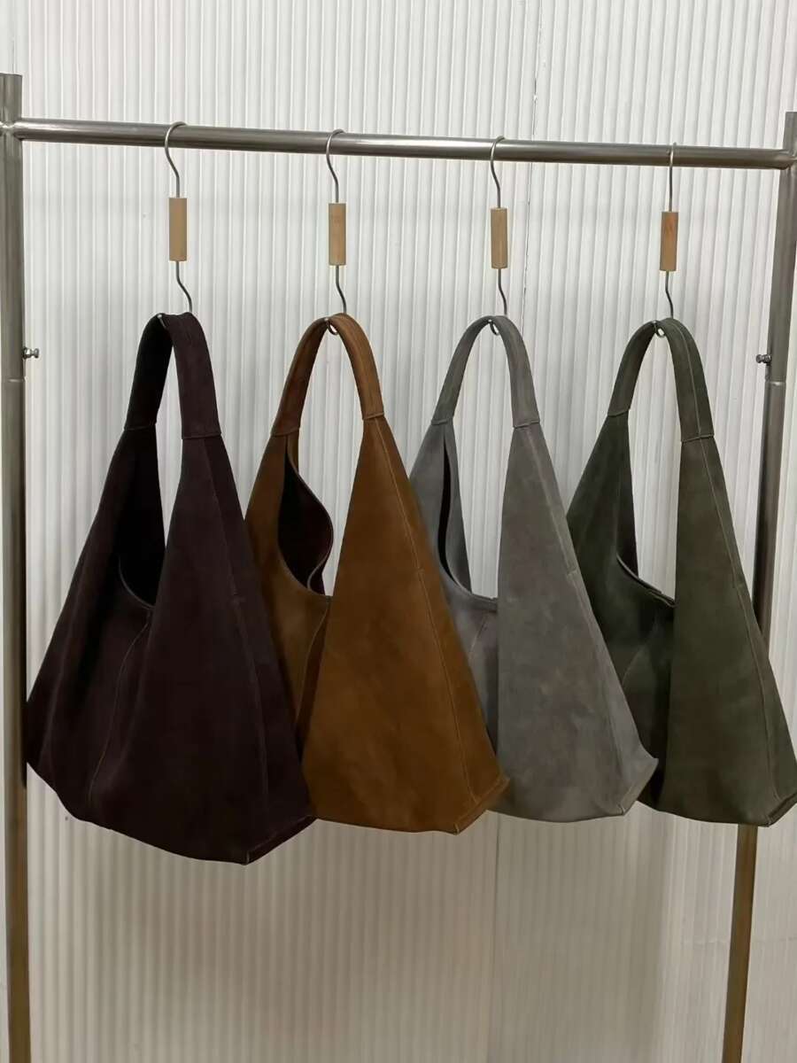 Classic Large Capacity Winter Nubuck Travel Armpit Tote Grey Suede Cow Leather Women Handbag Big Designer Bag Zipper Style BagVoyage