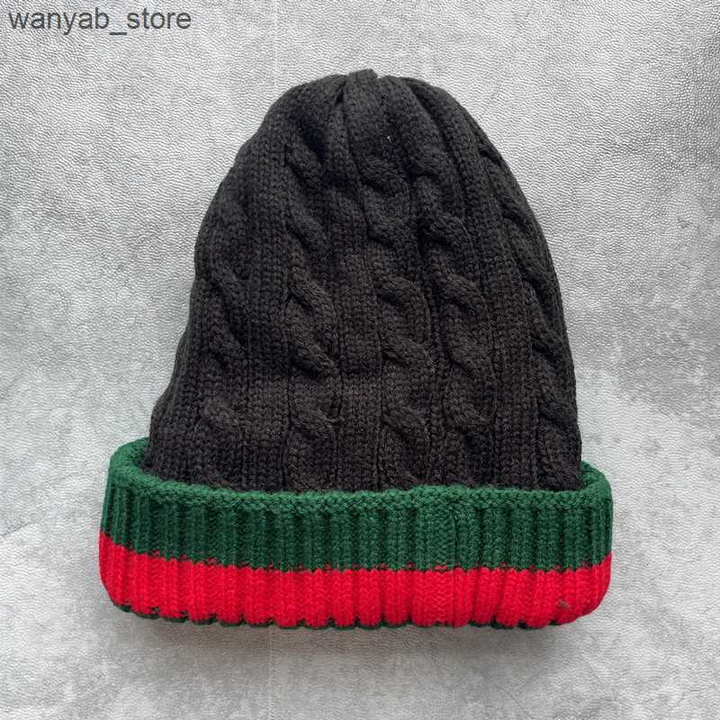 Beanie/Skull Caps Simple Winter Womens Knitted Hat Plus Velvet Warm Beanie Striped Twist Wool Mens Pullover Cold Hats L240910