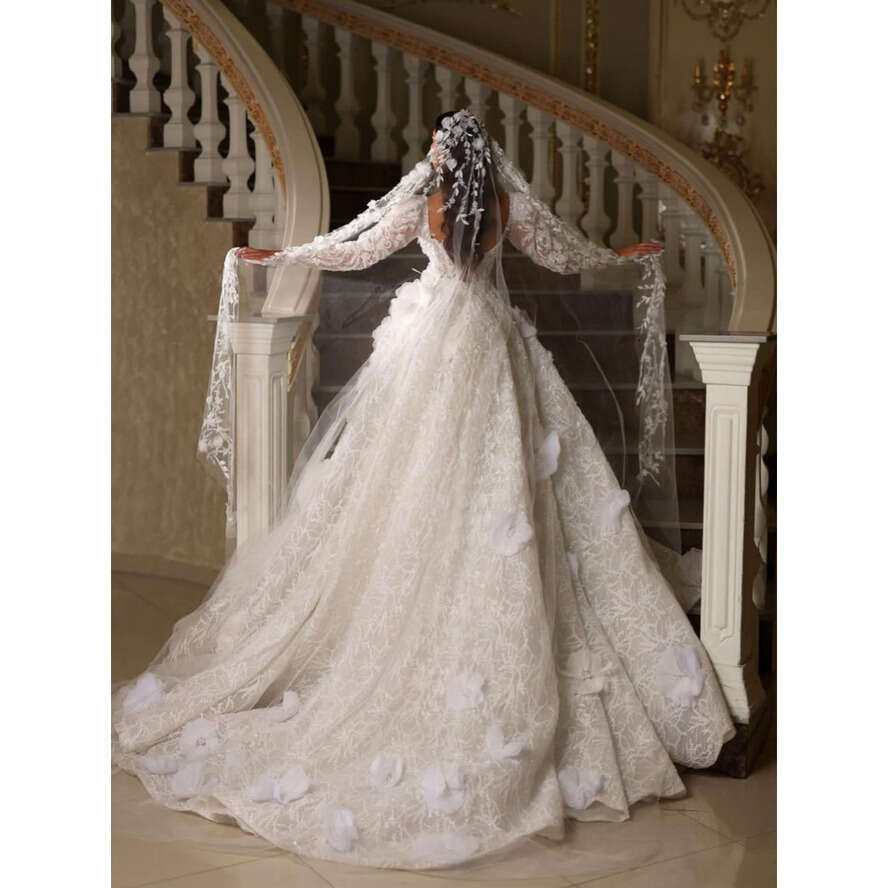 Romantic Appliques Wedding Dress 3D Wers Pearls Sequins Bridal Gown Customized Bride Dresses Vestidos De Novia