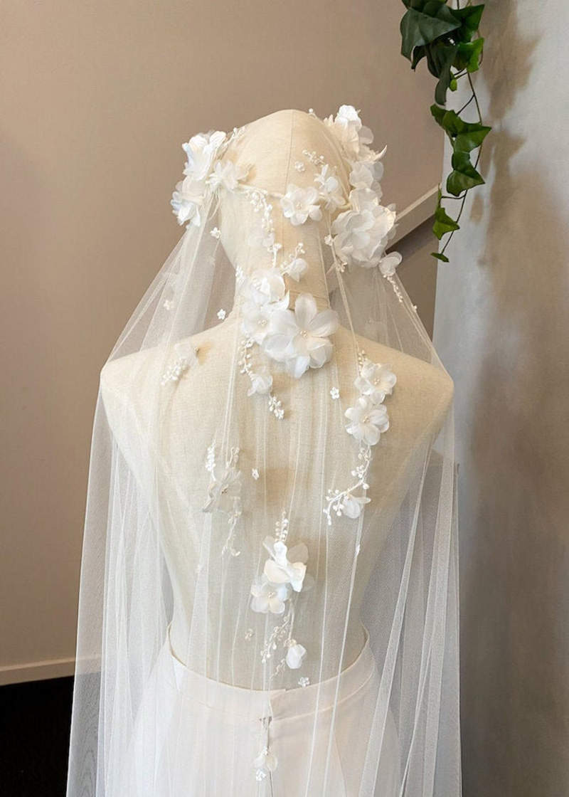 Cathedral Wedding Veil With 3D Lace Flowers Lace Bridal Veil Comb Bride Wedding Accessories