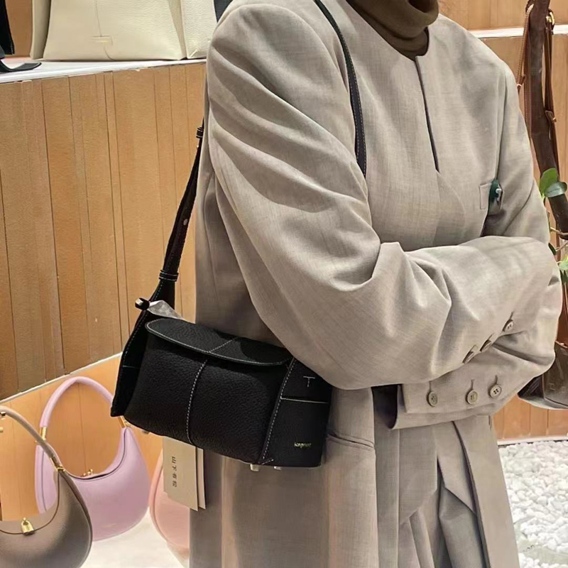 Original Brand Design Women Shoulder Bags New Adjustable Shoulder Bag Casual Style Classic Women Crossbody Bags Baguette Bag