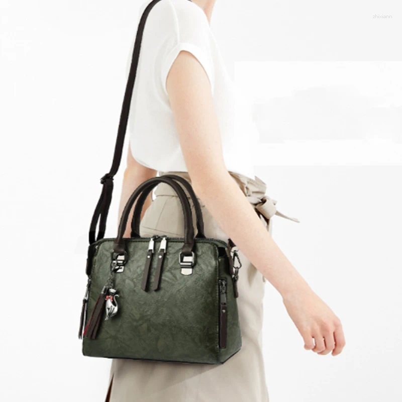 2025 NEW Shoulder Bags Vintage Handbag Women PU Leather Tassel Top-handle Bag Fashion Lady Tote Large Capacity Shopping Purse Bolsa zhanyishengli