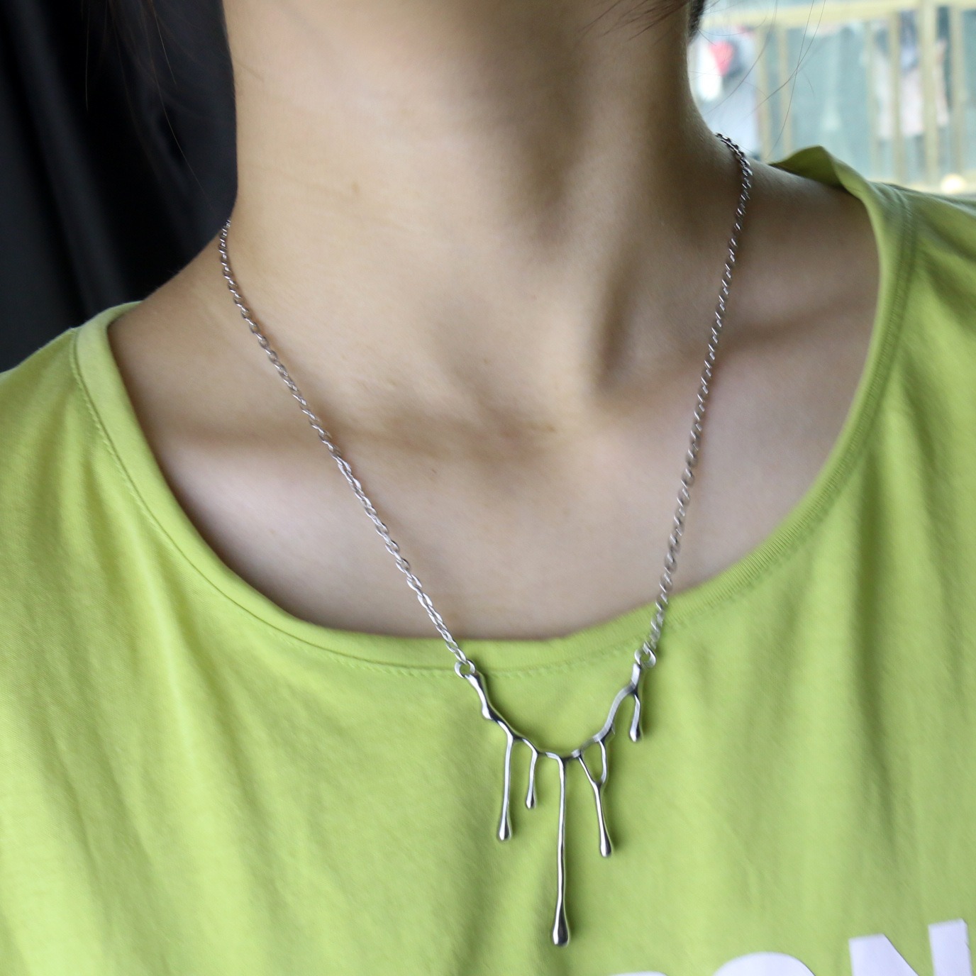 European and American Trendy Water Droplet Lava Alloy Necklace Light Luxury Niche Minimalist Metallic Texture Hip-hop Multi-color Accessories