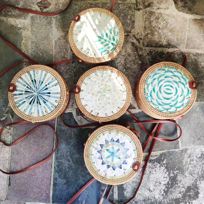 Woven Bag Women's Summer Rattan Messenger Bag Round Color Shell Retro Hand-woven Shoulder Bag Beach Bag Handmade Handwoven