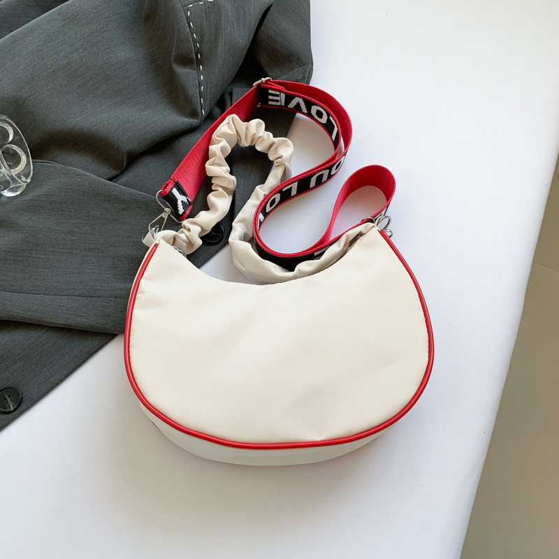 Butterfly Crescent Shoulder Bag Y2k Trendy Crossbody Bag Casual Underarm Bag with Adjustable Strap for Women Girls