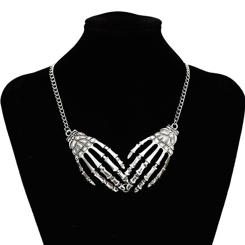 Hot Selling Halloween Skeleton Claw Necklace in Europe and America Cross Border Retro Exaggerated Punk Metal Accessories and Accessories