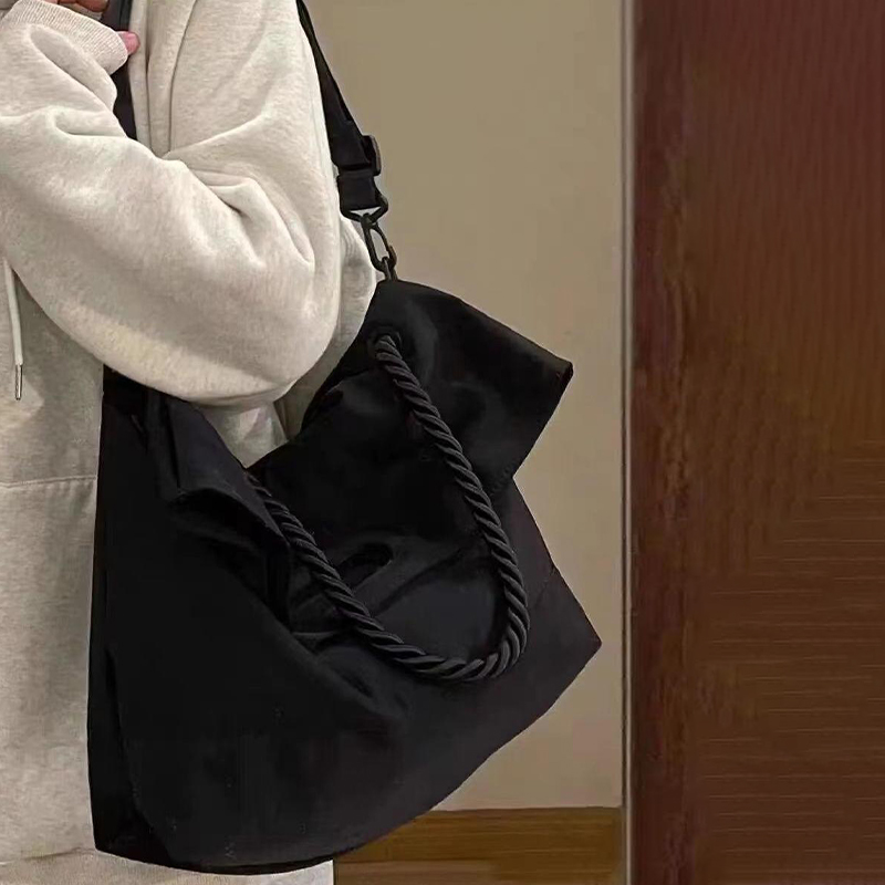 New Fashion Crossbody Bag For Women Versatile Postman Bag Commuter Tote Bag