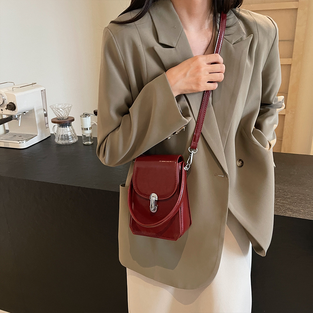 PU Leather Small Crossbody Bag Adjustable Strap for Women Phone Purse Magnetic Closure Wallet Pouch Clutch Purse for Work Travel
