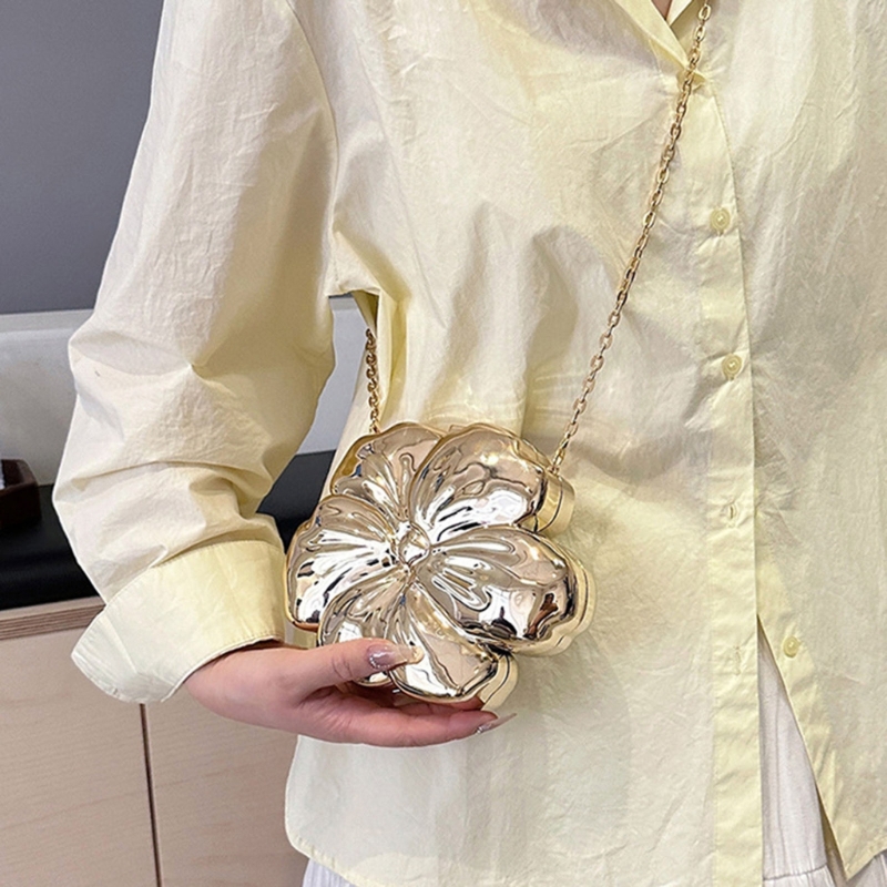 Women Fashion Flower Shape Evening Clutch Bag Small Chain Strap Shoulder Bag Lady Elegant Acrylic Evening Handbag Crossbody Bag