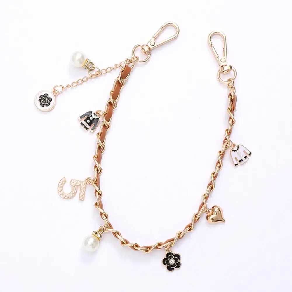 Cell Straps Charms Mobile Lanyard Pickup Carrying Chain Short Wrist Style Phone Universal 5 Litick Strap Small Fragrant Wind Pendant J241108