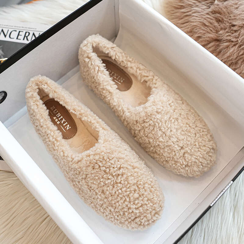 Round Toe Lamb fur shoes woman 41-43 big size furry mocasines warm winter shoes female lambwool slip on loafers curly fur flats