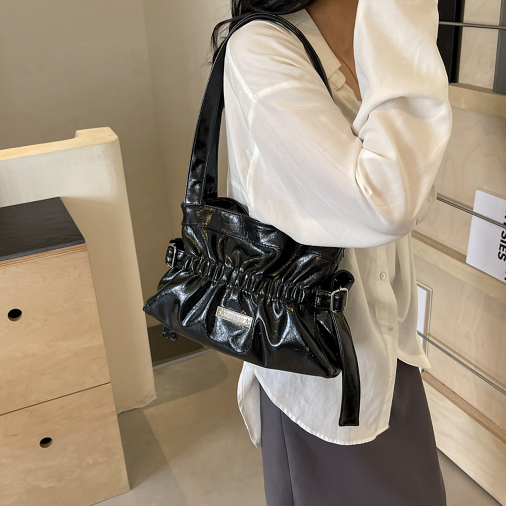 Women PU Fashion Shoulder Bag Large Capacity Pleated Underarm Bag Ruched Handbag Solid Color Chic Hobo Bag for Party Vacation
