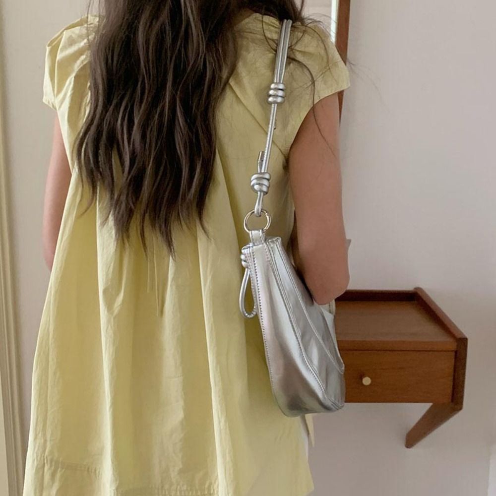 Elegant Korean Style Cow Horn Pu Bag Zipper Single Shoulder Half Moon Bag Luxury Dumpling Bag Travel