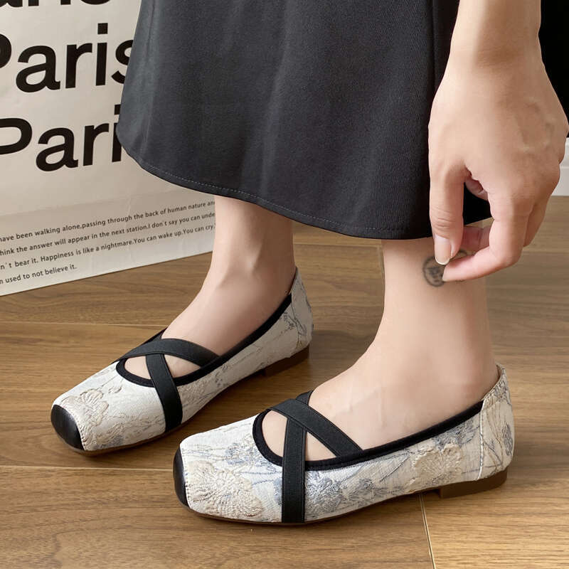 Floral Embroider Ballet Shoes Woman Elegant Almond Toe White Lace Ballerina Flats Ladies Cross Straps Wedding Party Mary Janes